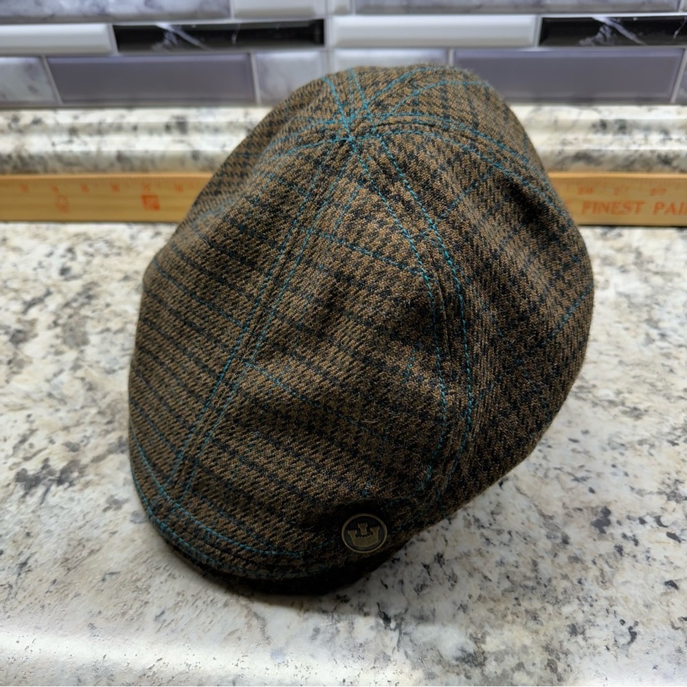 Men’s XLarge Fitted Goorin Brothers Plaid Acrylic Wool Blend Flat Cap Driver Hat - Picture 3 of 10